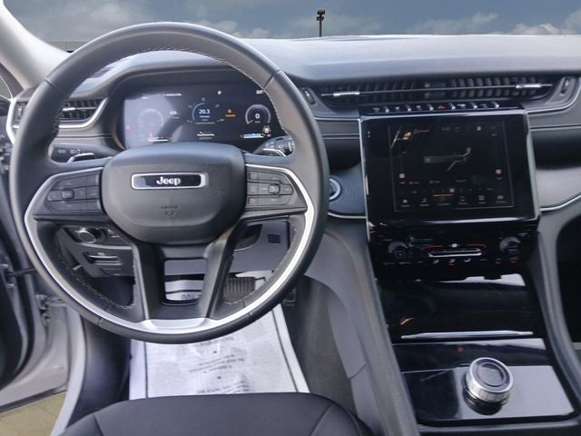 2024 Jeep Grand Cherokee Laredo