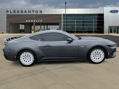 2026 Ford Mustang Base