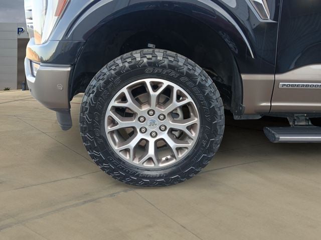 2022 Ford F-150 Base