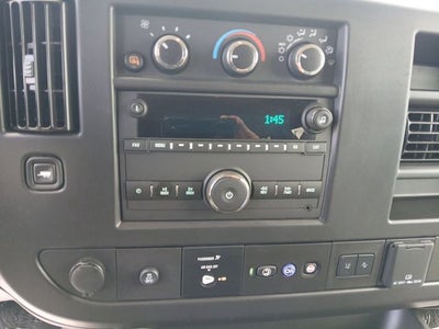 2025 Chevrolet Express 3500 LT