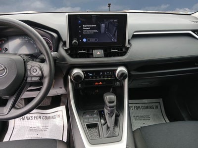 2025 Toyota RAV4 LE