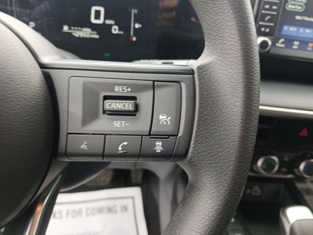 2025 Nissan Kicks S