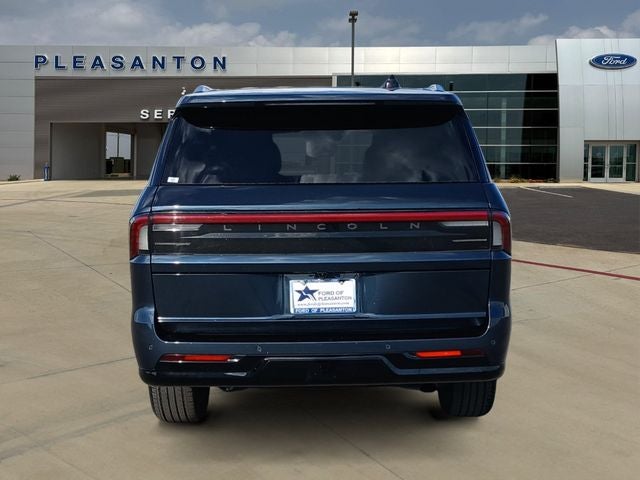 2025 Lincoln Navigator L L Reserve