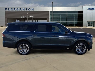 2025 Lincoln Navigator L L Reserve