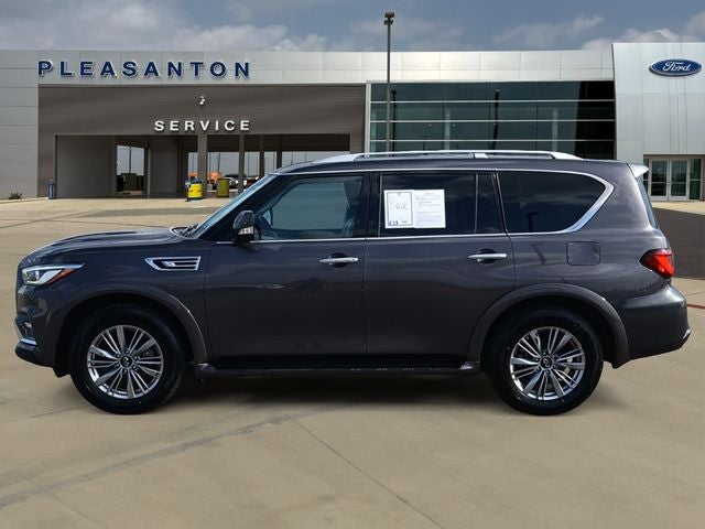 2023 INFINITI QX80 LUXE