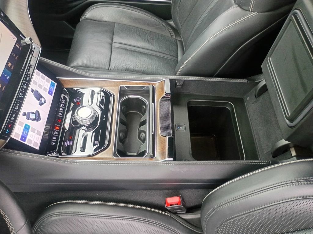 2023 Jeep Grand Wagoneer Series II