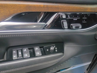 2023 Jeep Grand Wagoneer Series II