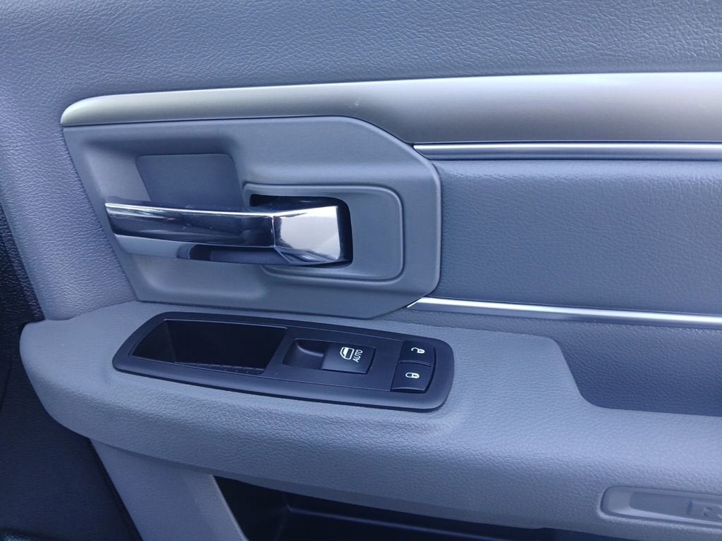 2019 RAM 1500 Classic Lone Star Silver