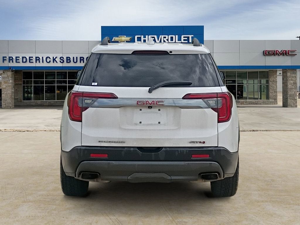 2022 GMC Acadia AT4