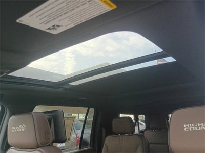 2025 Chevrolet Suburban High Country