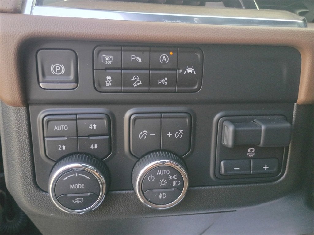 2025 Chevrolet Suburban High Country