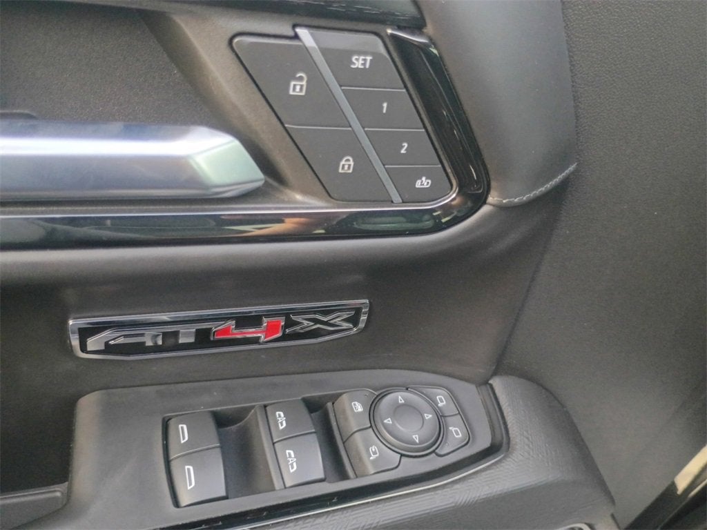 2024 GMC Sierra 1500 AT4X