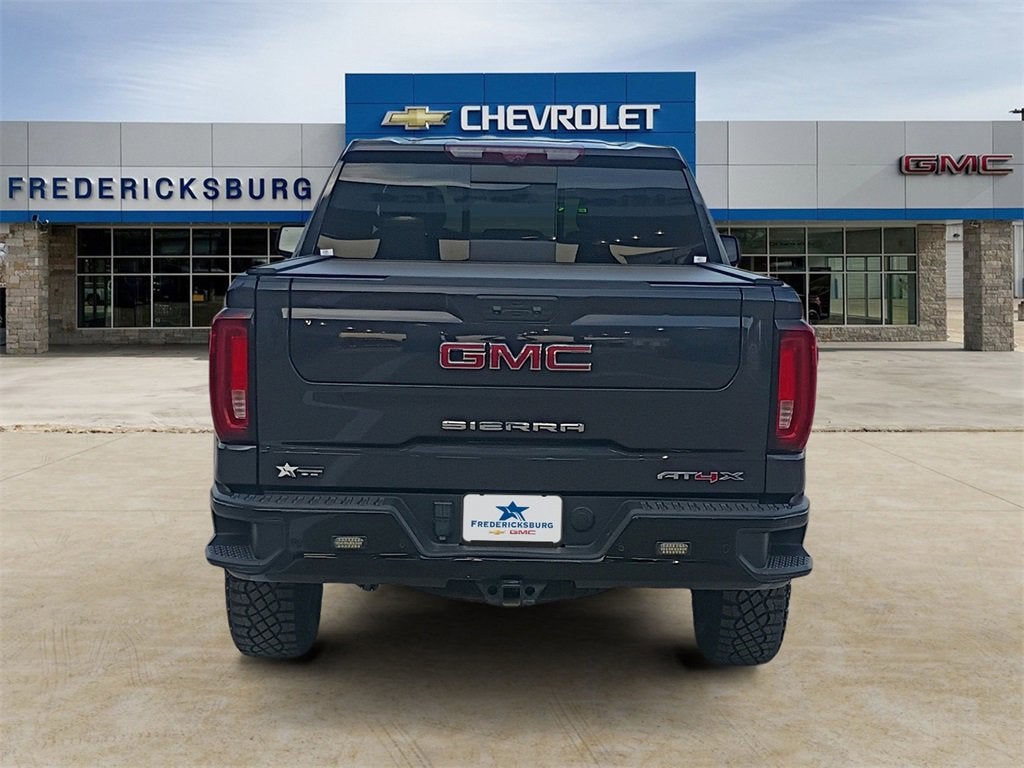 2024 GMC Sierra 1500 AT4X