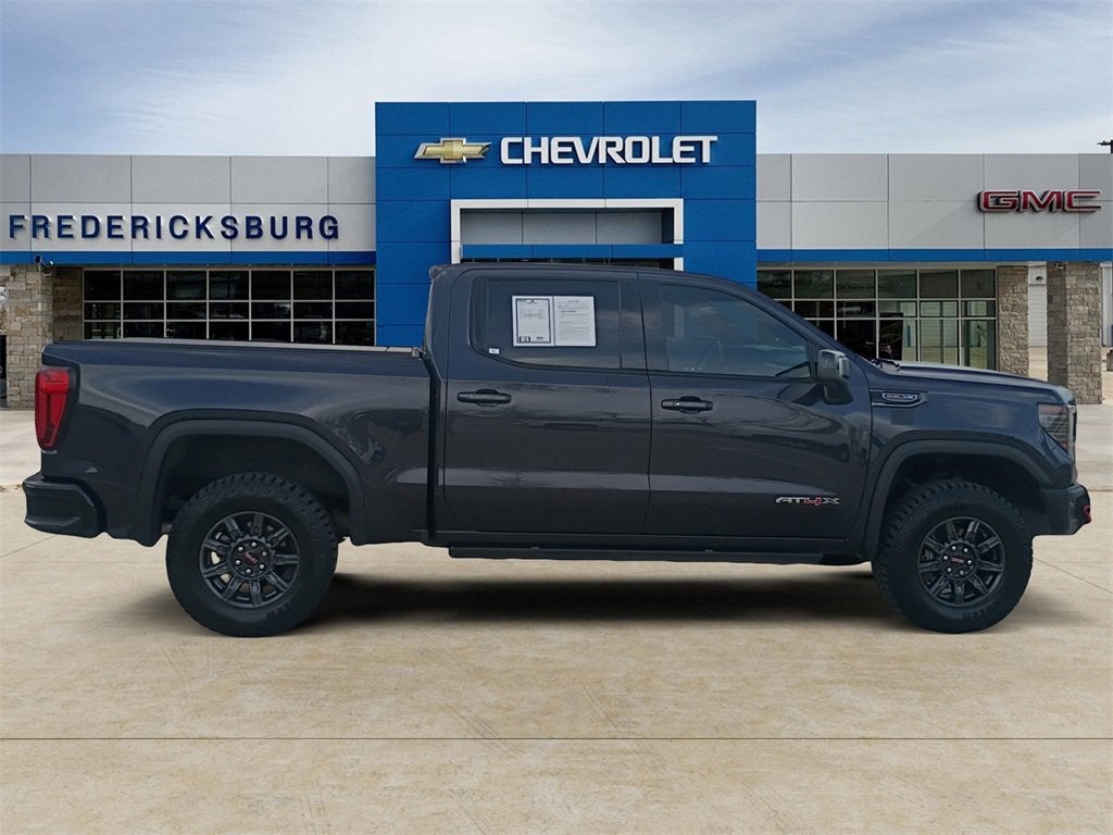 2024 GMC Sierra 1500 AT4X