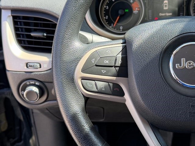 2017 Jeep Cherokee Sport