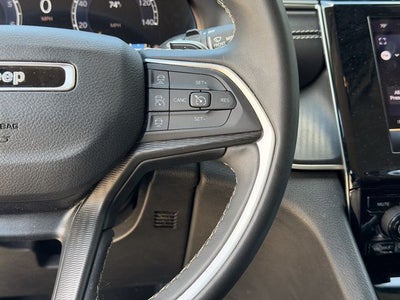 2024 Jeep Grand Cherokee Laredo