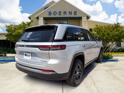 2024 Jeep Grand Cherokee Laredo