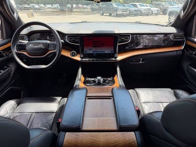 2023 Jeep Grand Wagoneer L Series III
