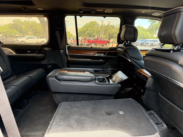 2023 Jeep Grand Wagoneer L Series III