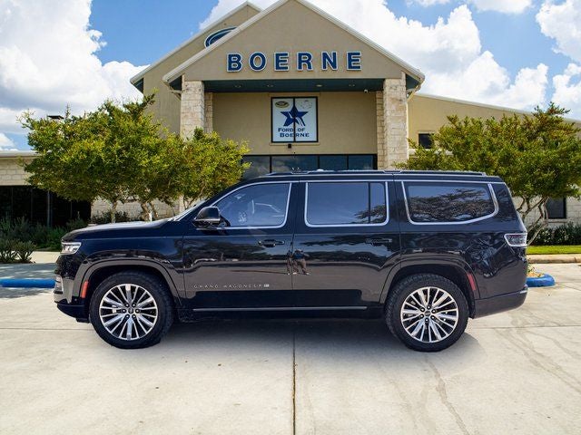 2022 Jeep Grand Wagoneer Series III