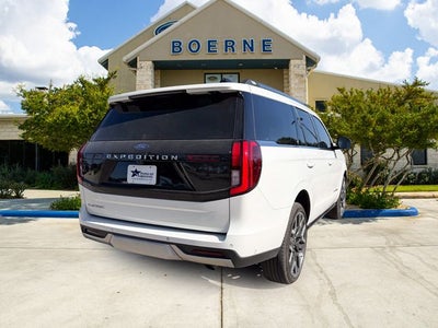 2025 Ford Expedition Platinum