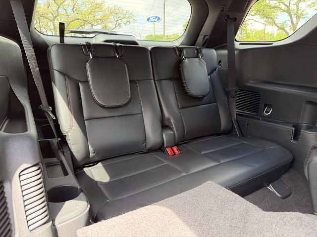 2024 Ford Explorer ST-Line