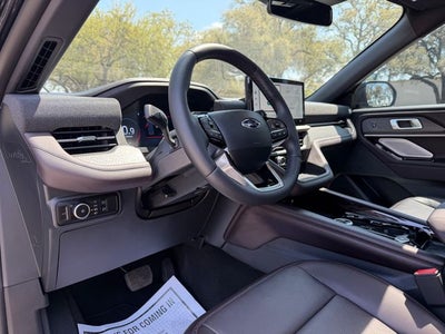 2026 Ford Explorer Platinum