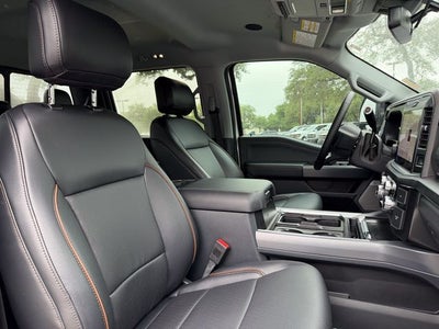 2025 Ford F-350SD Lariat Super Duty
