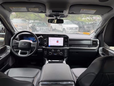 2025 Ford F-350SD Lariat Super Duty