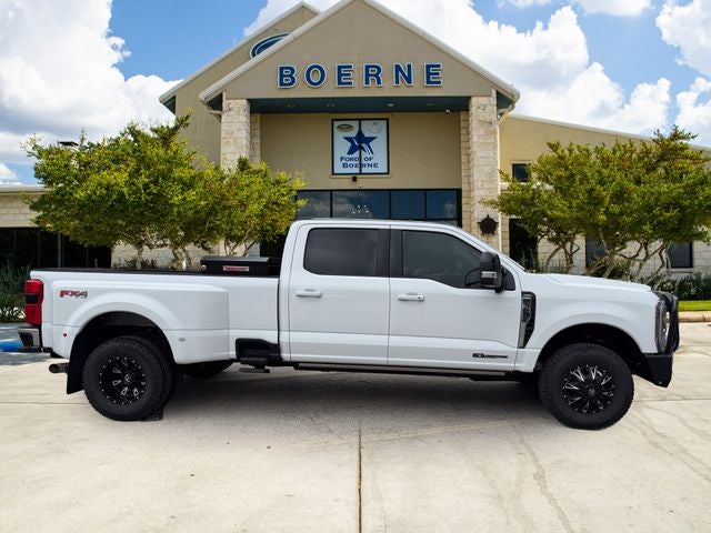 2025 Ford F-350SD Lariat Super Duty