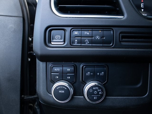 2023 GMC Yukon XL AT4