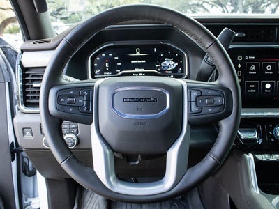 2025 GMC Sierra 2500HD Denali