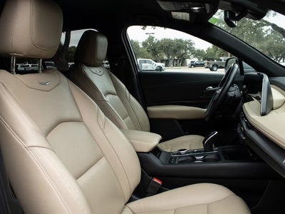 2025 Cadillac XT4 Premium Luxury