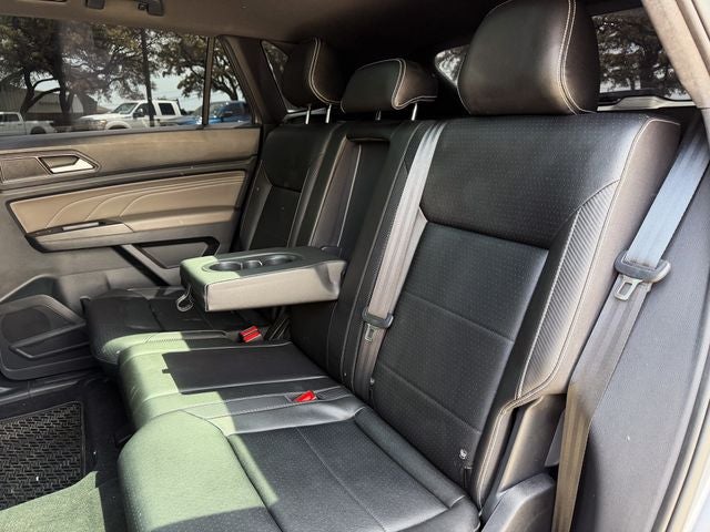 2023 Volkswagen Atlas Cross Sport 3.6 V6 SEL R-Line Black