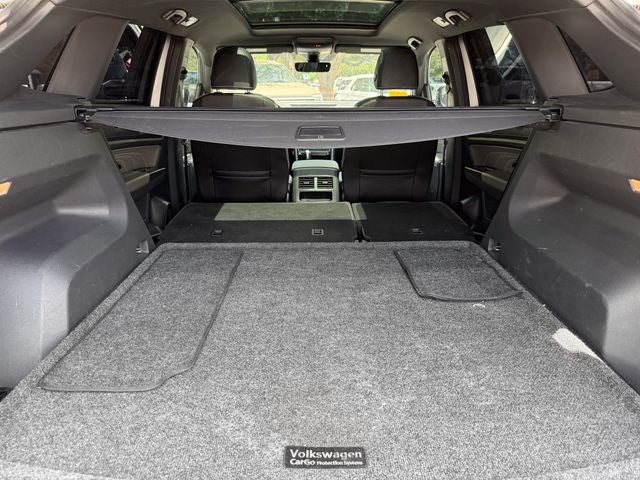 2023 Volkswagen Atlas Cross Sport 3.6 V6 SEL R-Line Black