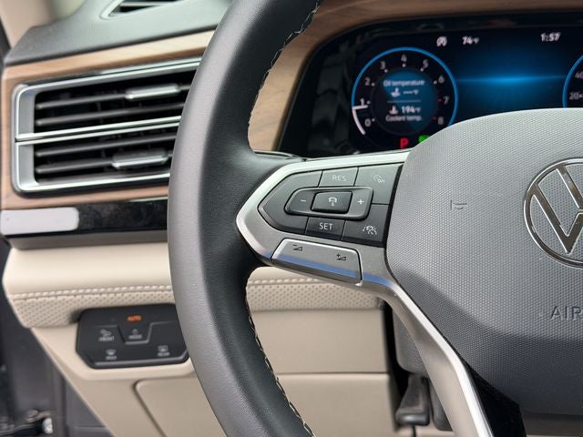 2024 Volkswagen Atlas 2.0T SE w/ Technology
