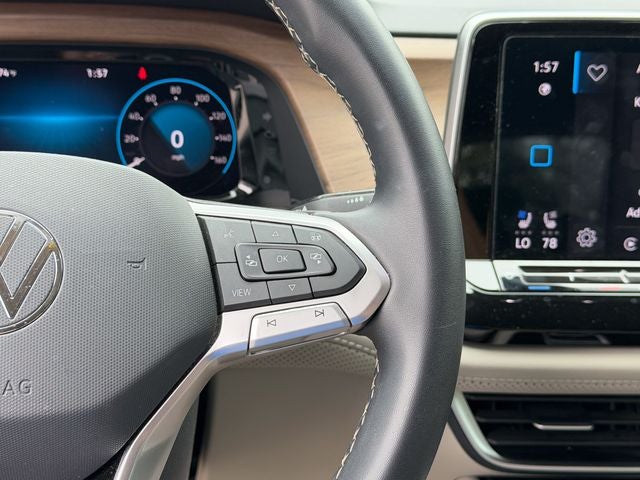 2024 Volkswagen Atlas 2.0T SE w/ Technology