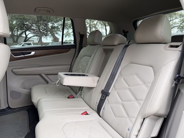 2024 Volkswagen Atlas 2.0T SE w/ Technology