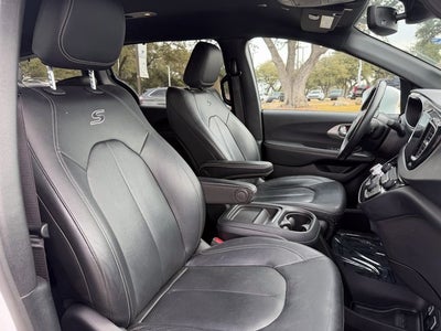 2020 Chrysler Pacifica Launch Edition