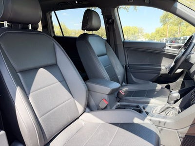 2021 Volkswagen Tiguan 2.0T SE R-Line Black