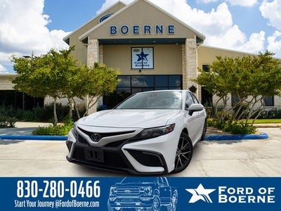 2024 Toyota Camry SE