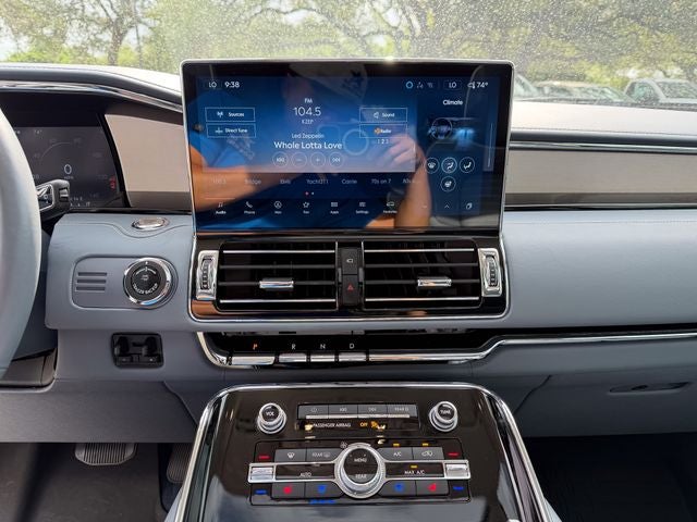 2024 Lincoln Navigator Black Label