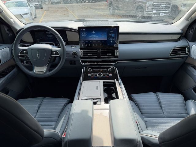 2024 Lincoln Navigator Black Label