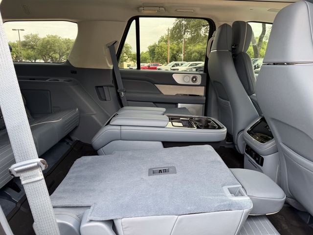 2024 Lincoln Navigator Black Label