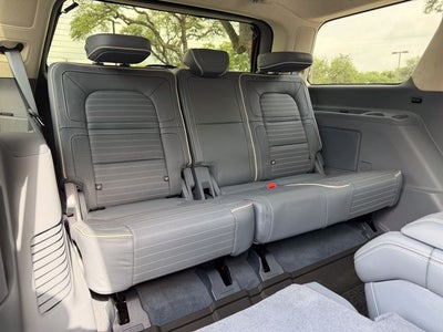 2024 Lincoln Navigator Black Label