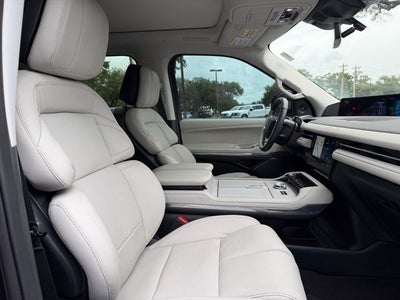 2025 Lincoln Navigator L L Reserve