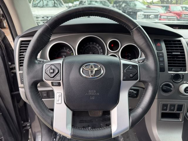 2016 Toyota Sequoia SR5
