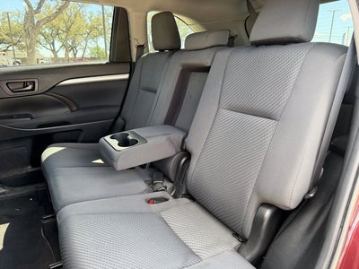 2019 Toyota Highlander LE