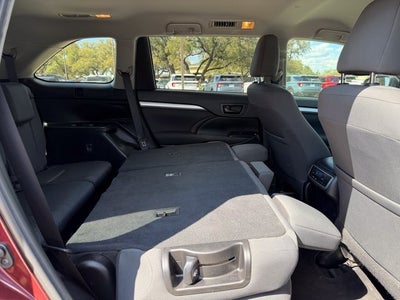 2019 Toyota Highlander LE