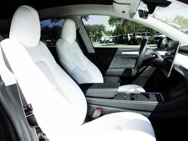 2024 Tesla Model Y Base